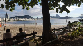 Отель Apartamento Copacabana Posto 6  Рио-Де-Жанейро